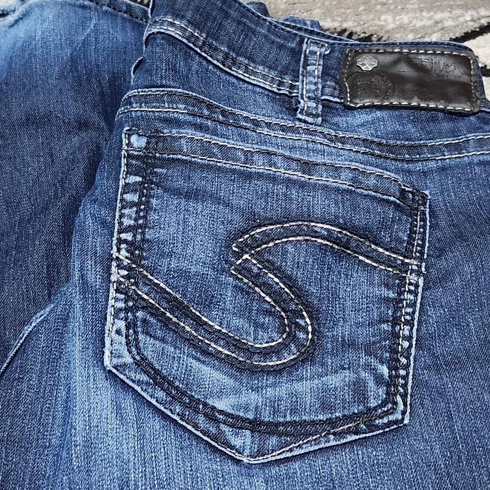 SILVER SUKI 17 MID-RISE LONG EMBROIERED BOOT-LEG DARK-BLUE DENIM JEAN - Picture 2 of 14